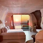 Hotel One Of One Imerovigli (Santorini)