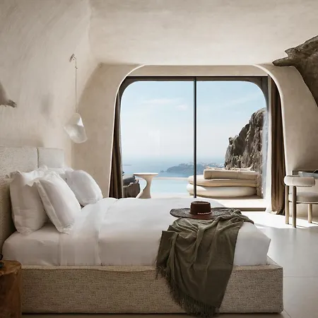 One Of One Otel Imerovigli (Santorini)