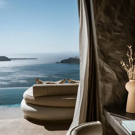 One Of One 5* Imerovigli (Santorini)