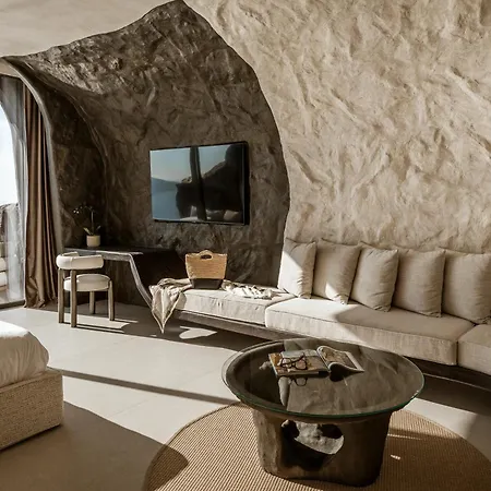 One Of One Hotel 5*