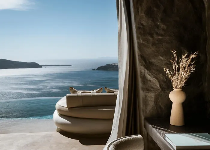 One Of One 5* Imerovigli (Santorini)