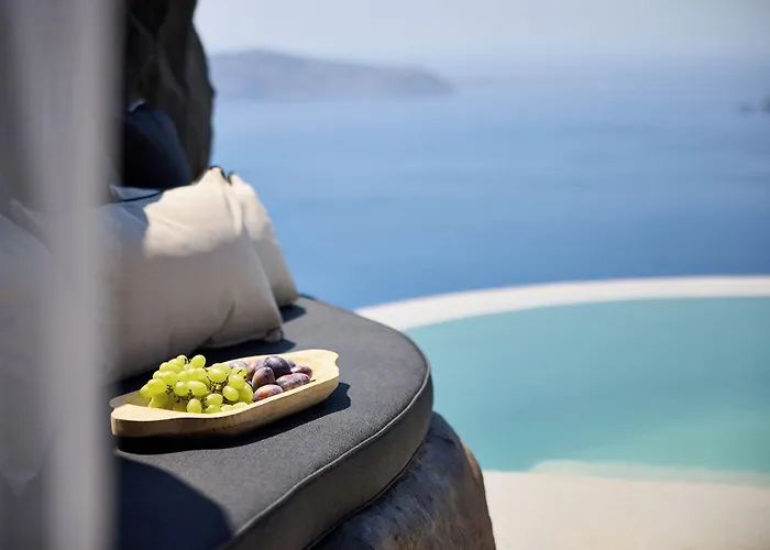 One Of One Hotel Imerovigli (Santorini)