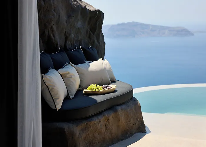 One Of One Hotel Imerovigli (Santorini)