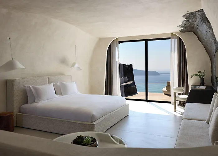 One Of One 5* Imerovigli (Santorini)
