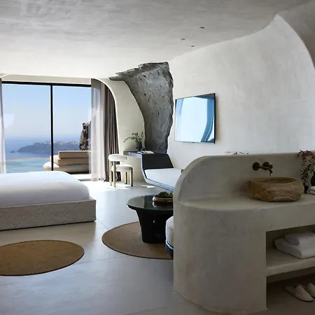 One Of One 5* Imerovigli (Santorini)