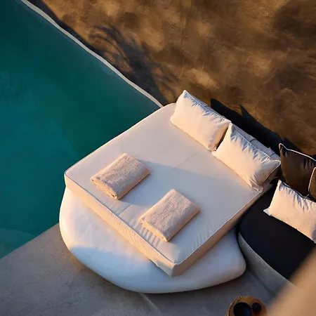 One Of One Hotel 5*