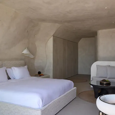 Hotel One Of One 5*