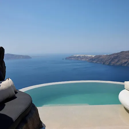 One Of One 5* Imerovigli (Santorini)